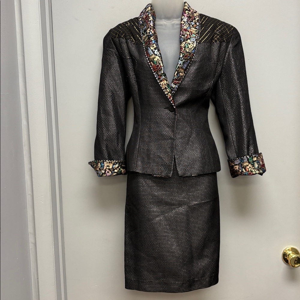Canvasbacks Luton & Horsfield Metallic Stripe Skirt + Blazer Set Size 6/Small